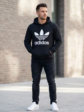 Adidas Classic Trefoil  Hoodie
#CE2408, size medium.